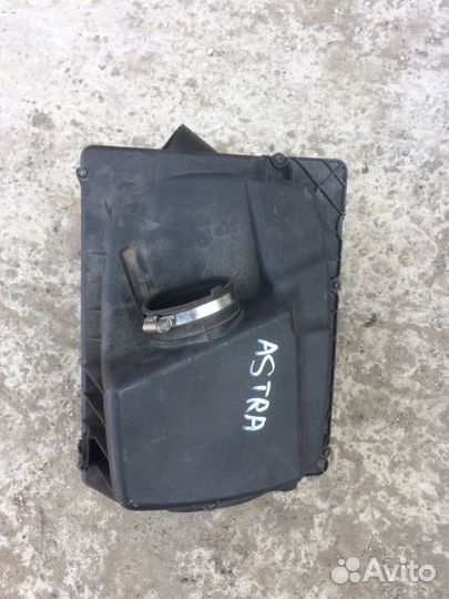 Корпус воздушного фильтра Опель Астра H 1.9 дизель