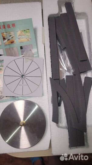 Часы настенные новые