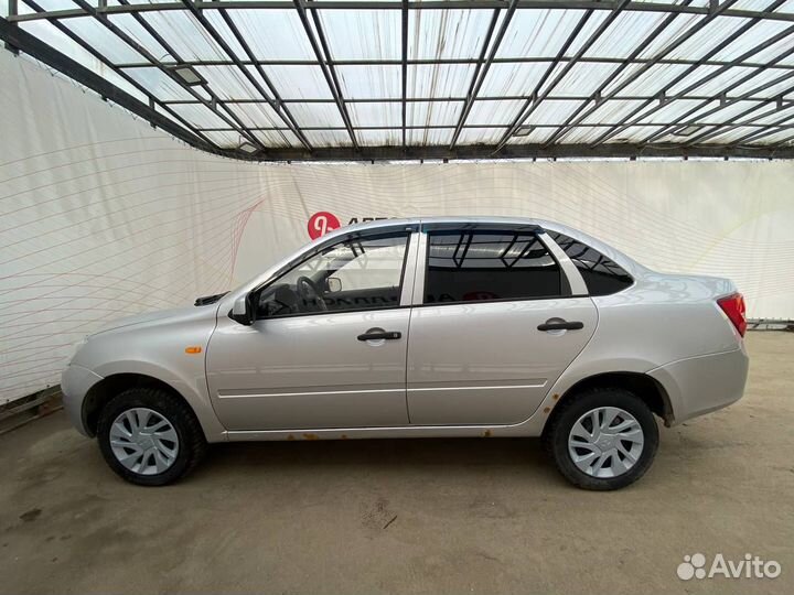 LADA Granta 1.6 МТ, 2012, 183 800 км