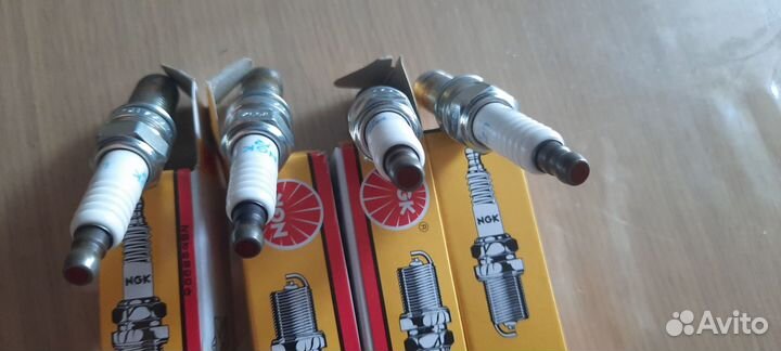 Продам свечи зажигания