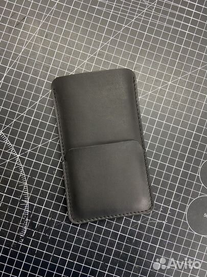 Чехол для телефона из кожи