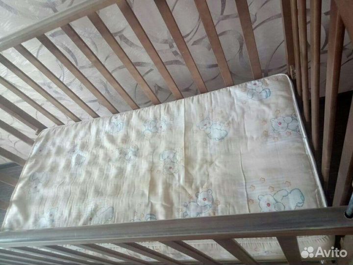 Кроватка детская