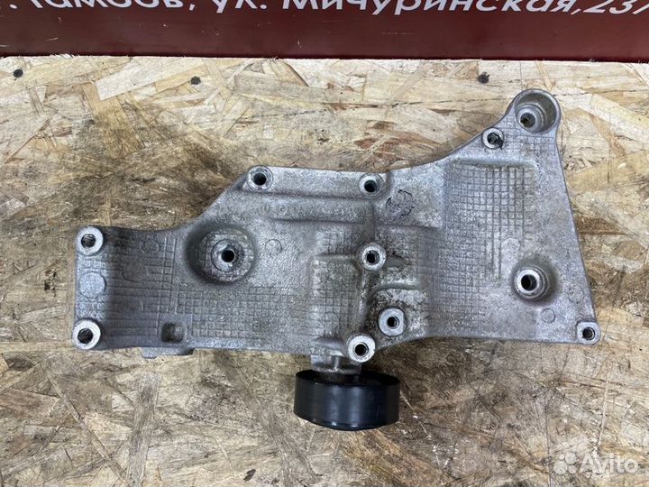 Кронштейн генератора LADA Vesta