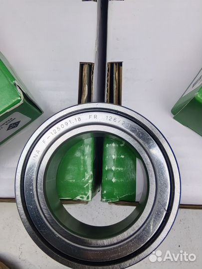 Подшипник полуоси (привода правого) Вольво Форд