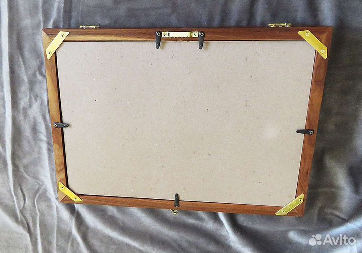 Мюнц- витрина для монет. Из дерева (карагач, дуб)