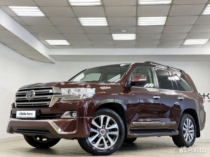 Toyota Land Cruiser 4.6 AT, 2017, 127 210 км