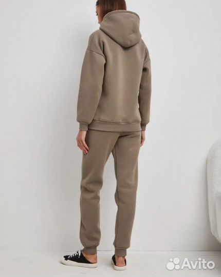 Костюм спортивный теплый 56 р новый