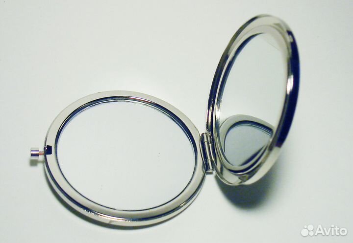 Зеркало карманное с рисунком