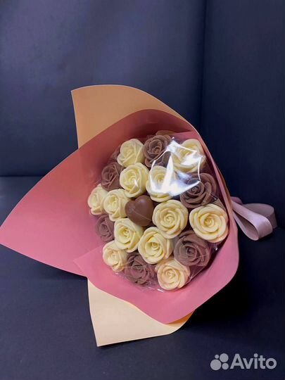 Розы из Бельгийского Шоколада - 19 шт в Букете