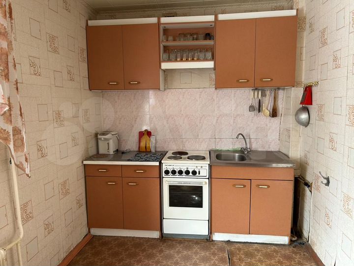 2-к. квартира, 49 м², 3/9 эт.