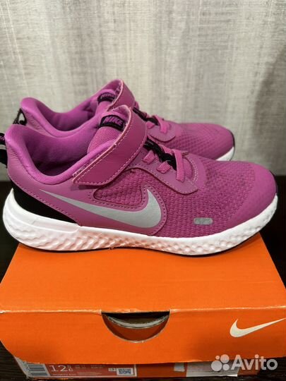 Кроссовки для девочки Nike revolution 12,5c
