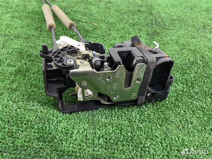 Замок двери задней правой Ssangyong Actyon NEW (C