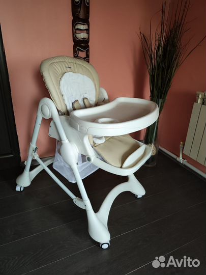 Стульчик для кормления tommy