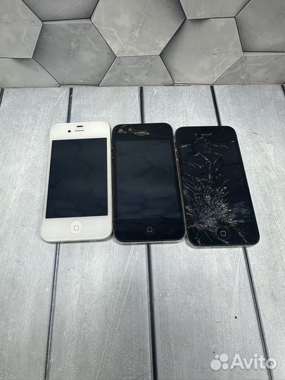 iPhone 4, 8 ГБ
