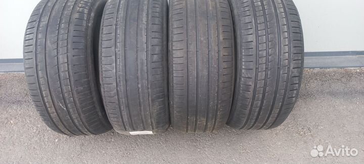 Pirelli P Zero Rosso 255/50 R19
