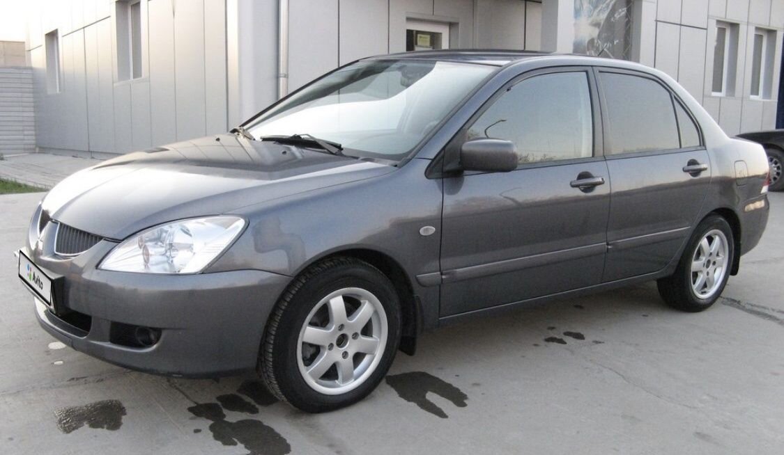 Mitsubishi Lancer: фото владельца