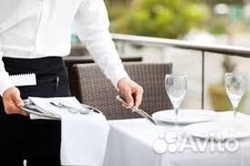 Работник гостевого зала (помощник официанта)