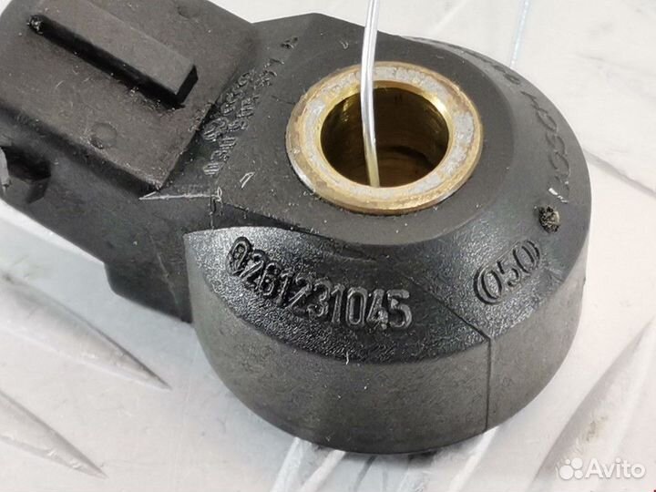 Датчик детонации Volkswagen Golf 3 1995