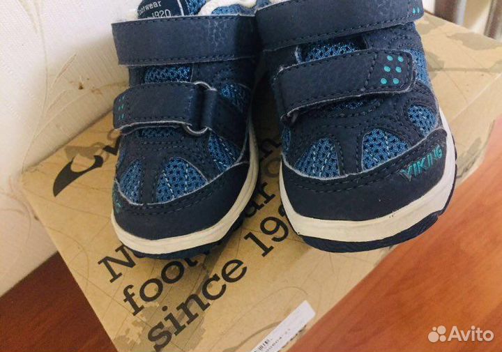Кроссовки Viking