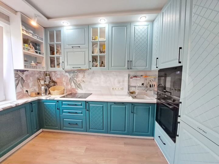 2-к. квартира, 55 м², 3/5 эт.