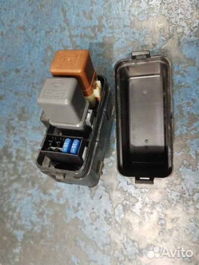 Блок предохранителей Infiniti M Y50