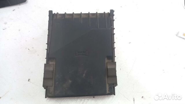 Крышка блока предохранителей Volkswagen Passat CC