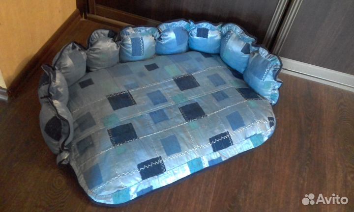 Лежанки для собак