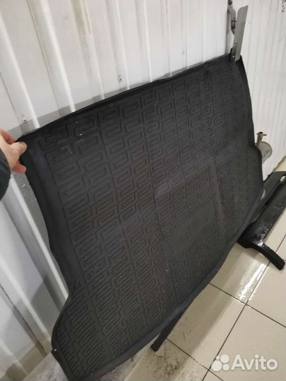 Комплект ковриков для geely Atlas