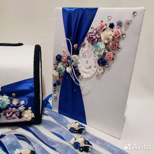 Свадебные аксессуары в разных цветах