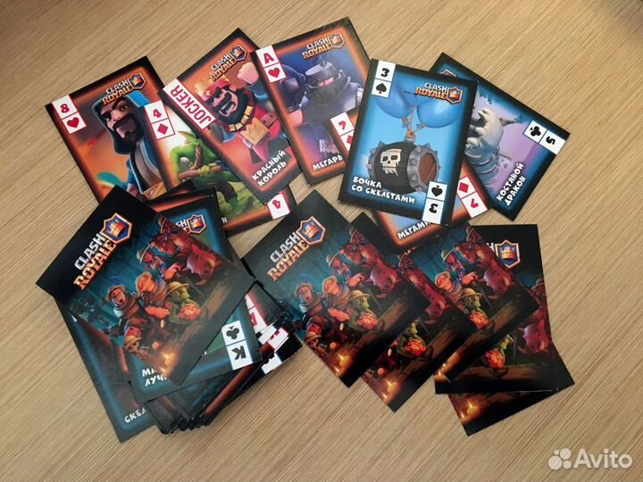 Карты игральные Star Wars и Marvel / DC