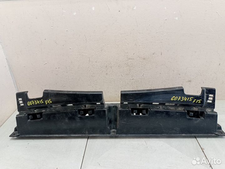 Кронштейн заднего бампера