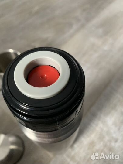 Термос с кружкой