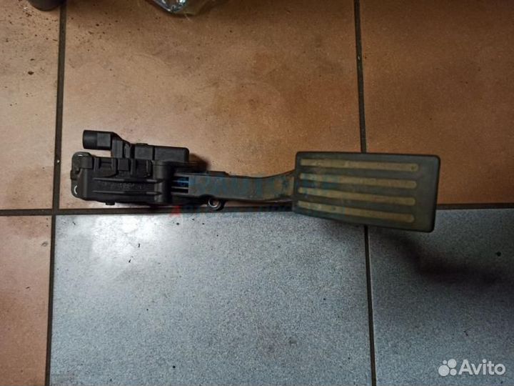 Педаль газа ford focus 2, 05