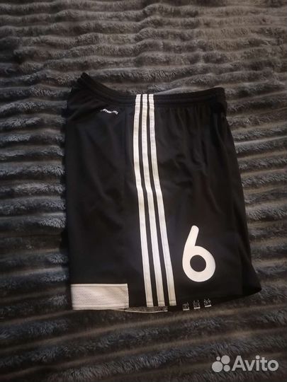 Шорты adidas