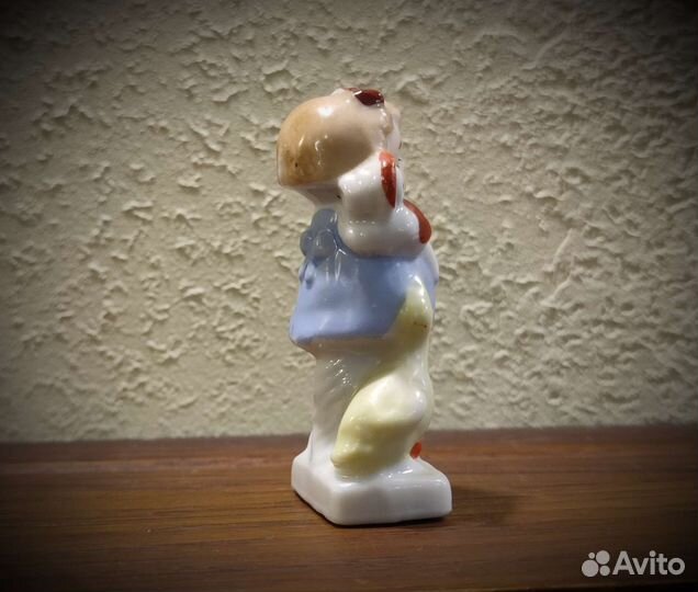 Винтажная Статуэтка