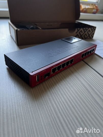 Маршрутизатор Mikrotik RB2011UiAS-IN 2hnd in