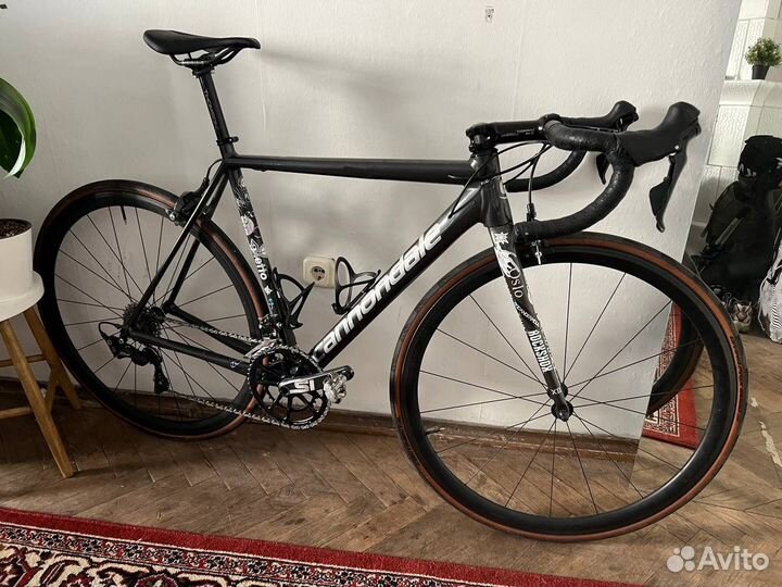 Шоссейный велосипед Cannondale caad12