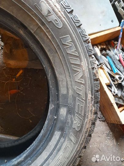 Dunlop SP Winter Ice 01 195/65 R15