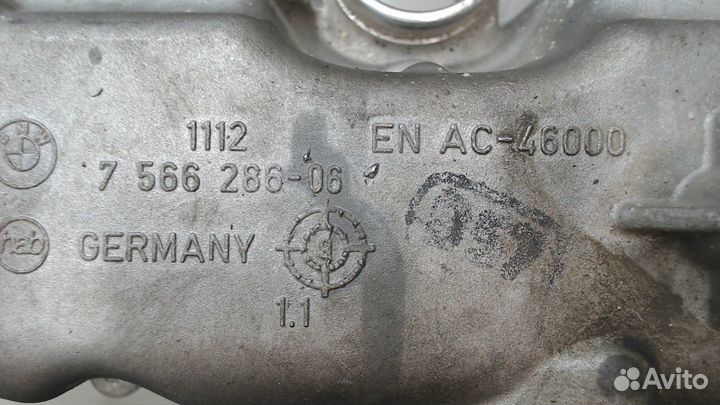 Крышка клапанная двс BMW 7 F01, 2011