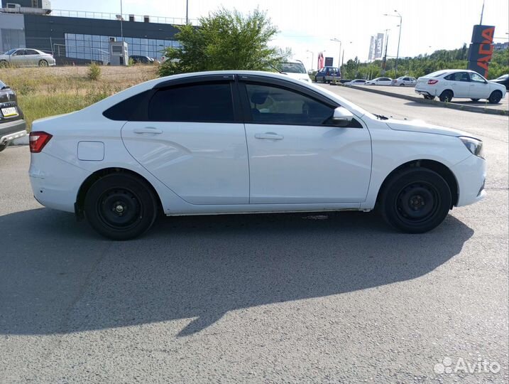 LADA Vesta 1.6 МТ, 2019, 216 000 км