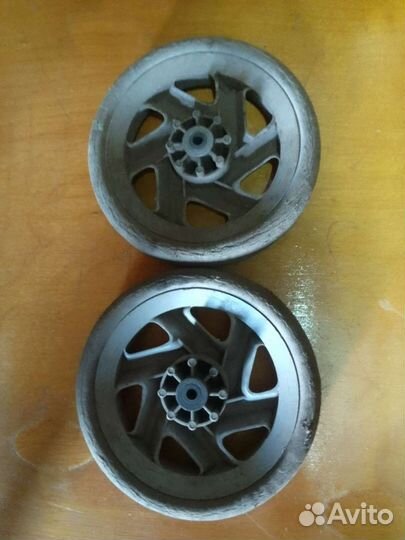 Колесо для коляски б/у 145х35х6 2шт