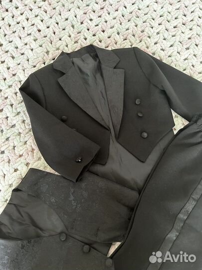 Костюм смокинг для мальчика