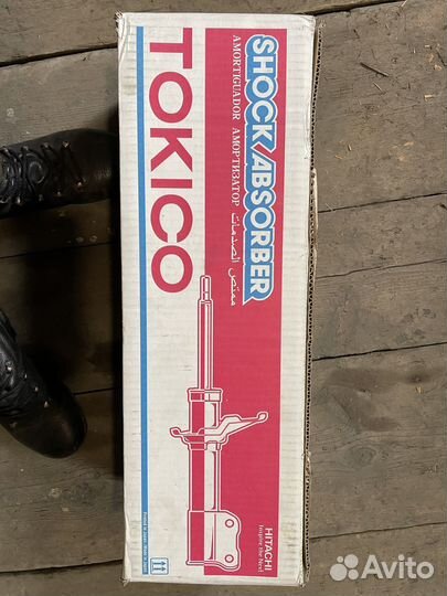 Амортизатор B2359 Tokico