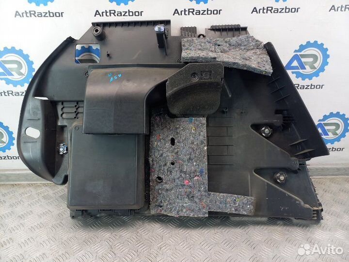 Обшивка багажника правая правая Peugeot 3008 1.6