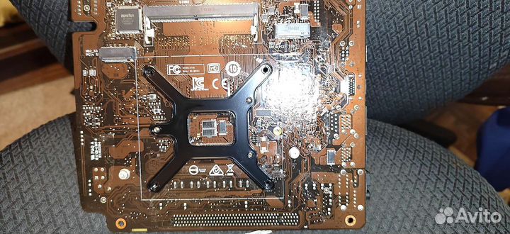Материнская плата msi MS-B9181 нерабочая