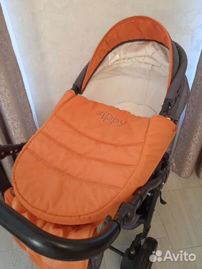 Коляска zippy 2 в 1