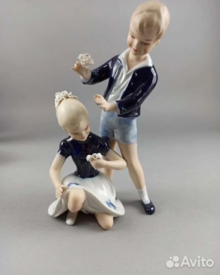 Фарфоровая статуэтка Валлендорф