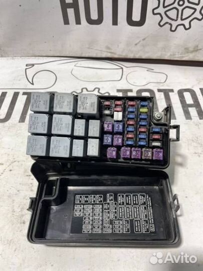 Блок предохранителей Chevrolet Lacetti