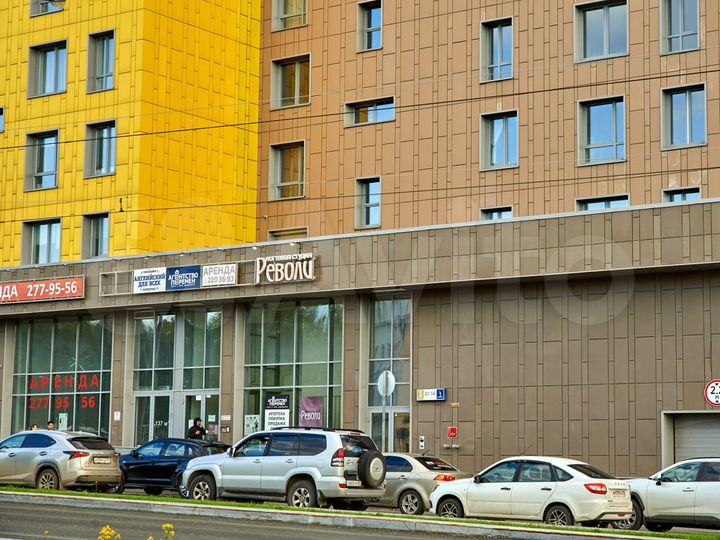 ЖК Гулливер 61.7м2. Торговая площадь