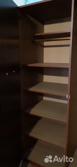 Шкаф